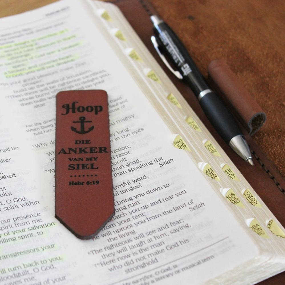 Hoop die anker van my siel - Christian Leather Bookmark - Christian Gifts South Africa