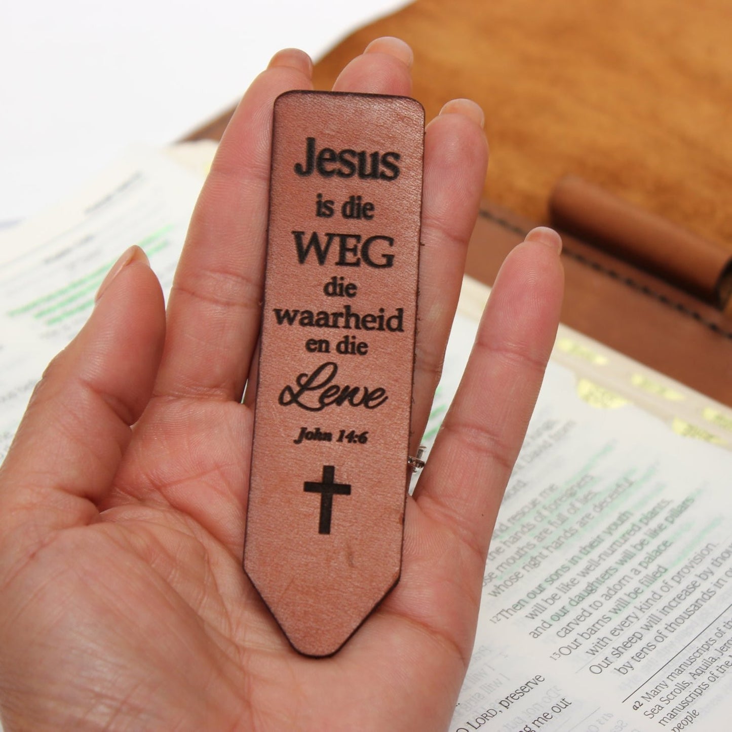 Jesus die weg die waarheid - Christian Engraved Leather Bookmark - Christian Gifts South Africa