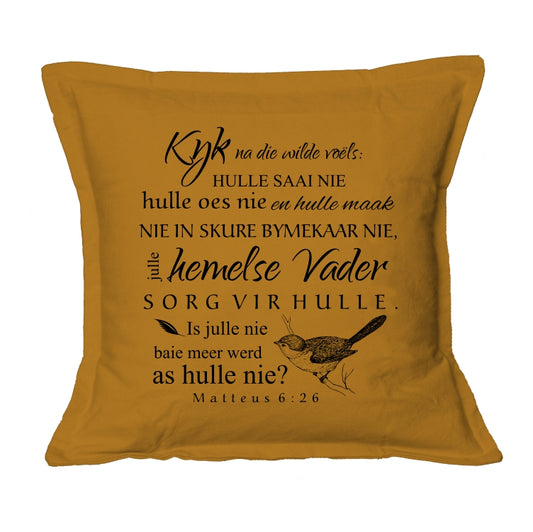 Kyk na die Wilde voels - Christian Cushion Cover (Mustard)