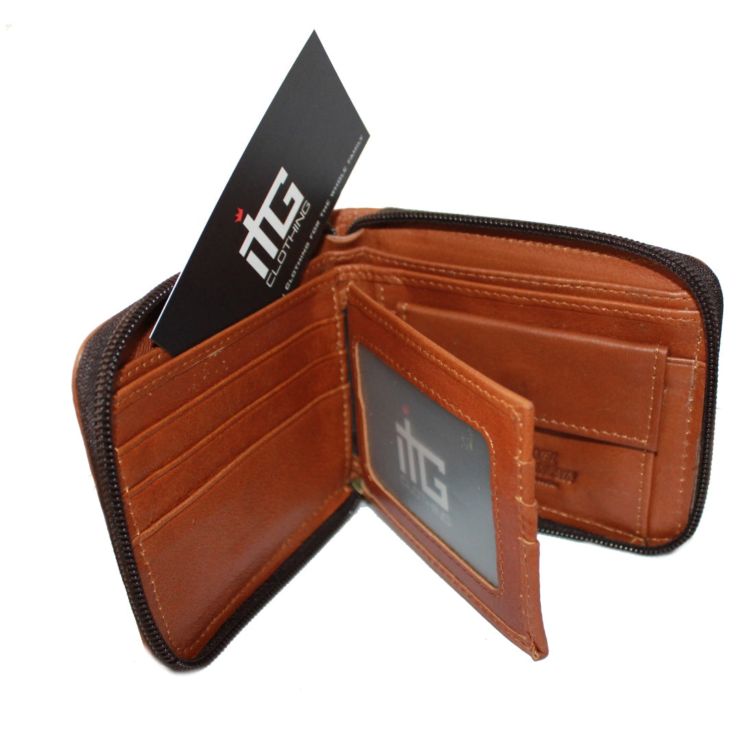 Tot alles in staat - Christian Brown Bi-Fold Zip Around Leather Wallet