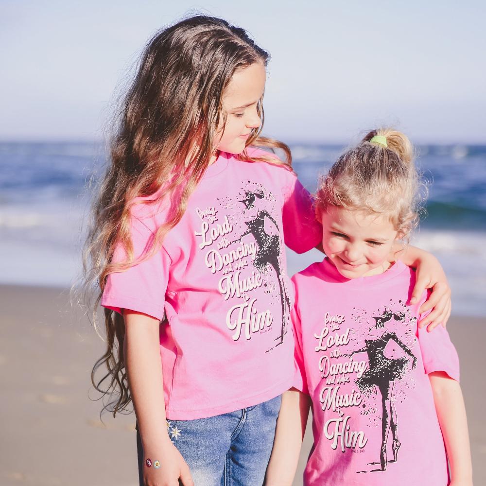 Pink Praise the Lord with dancing Christian kids T-shirt - ITG Clothing South Africa