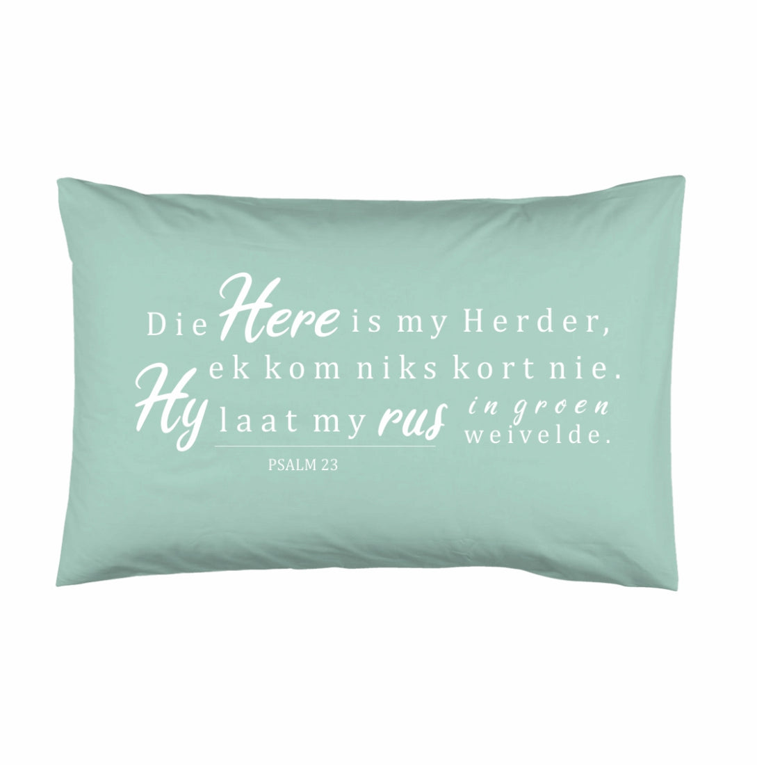 Rus in groen weivelde - Christian Pillowcase (Mint)