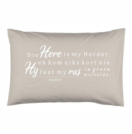 Rus in groen weivelde - Christian Pillowcase (Stone)