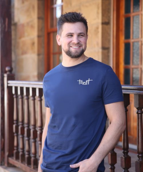 TRUST Christian T shirt - Navy